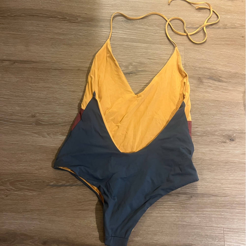 Seamless swim suit. One piece. Adorable on.